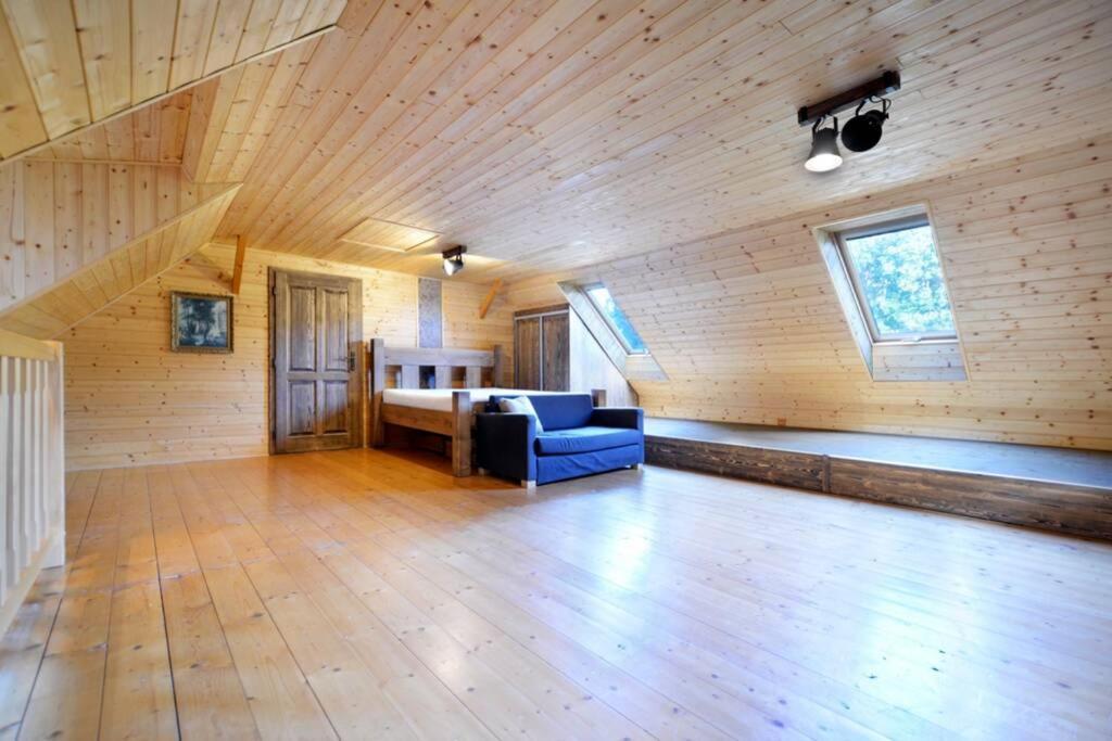 Wooden House In The Heart Of The Giant Mountains With Own Hill