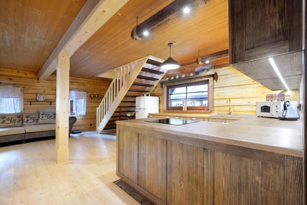 Wooden House In The Heart Of The Giant Mountains With Own Hill *